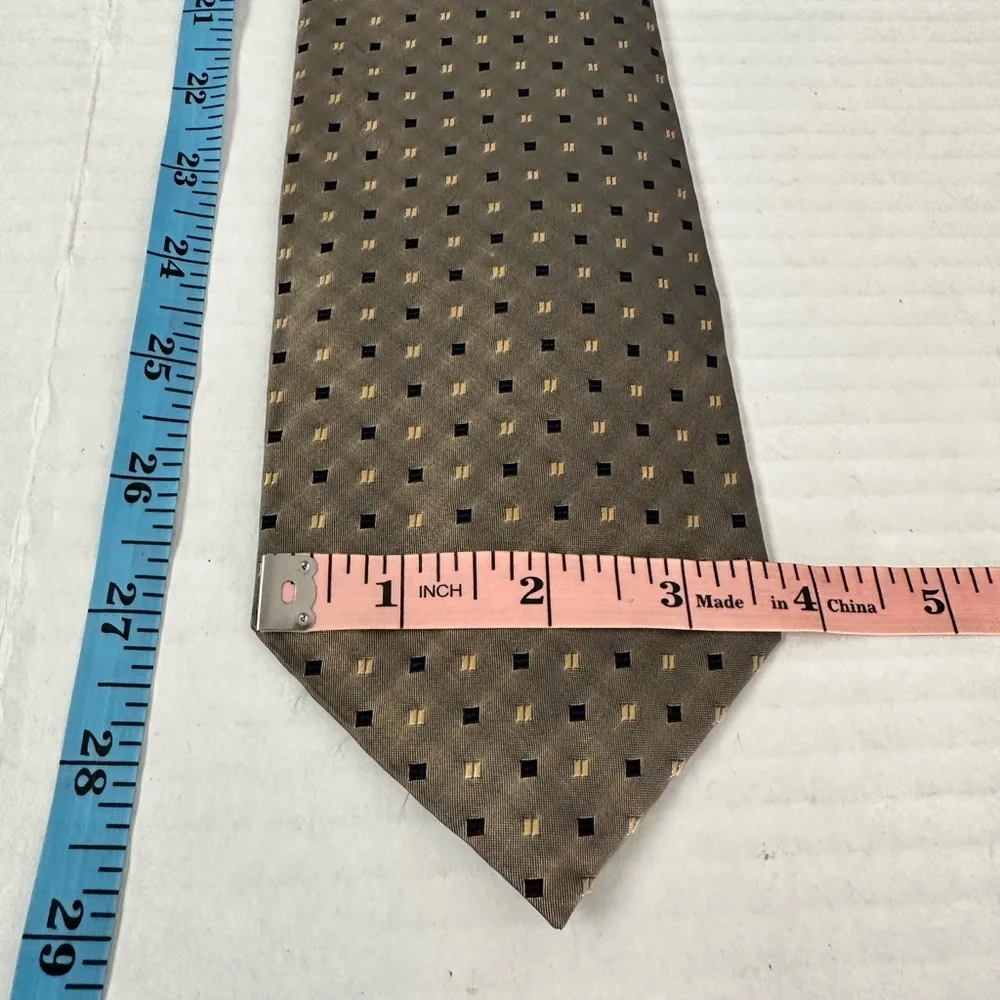 Silk Tie Made in Italy Brand New Tan/Gold with Black Squares Regis Brand